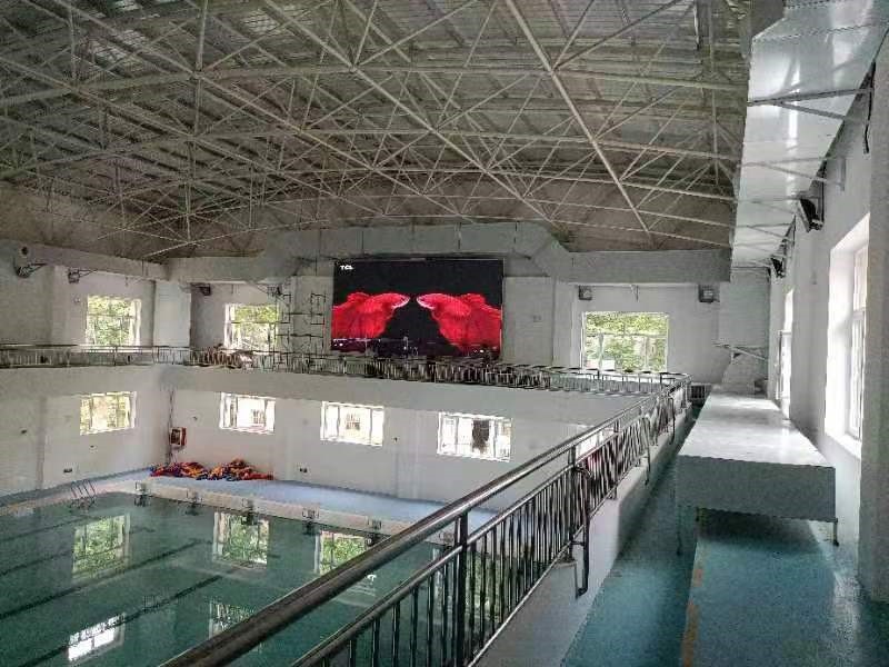 青岛某海军基地游泳馆